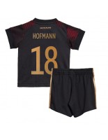 Německo Jonas Hofmann #18 Venkovní dres pro děti MS 2022 Krátký Rukáv (+ trenýrky)